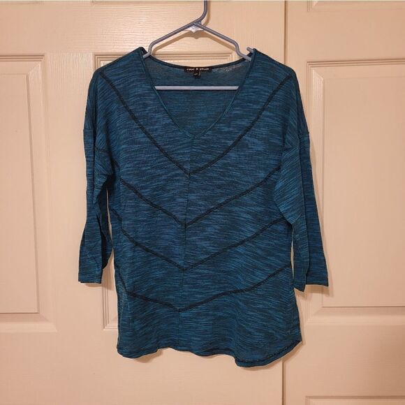 Cable & Gauge half sleeve teal v-neck blouse - Picture 1 of 6